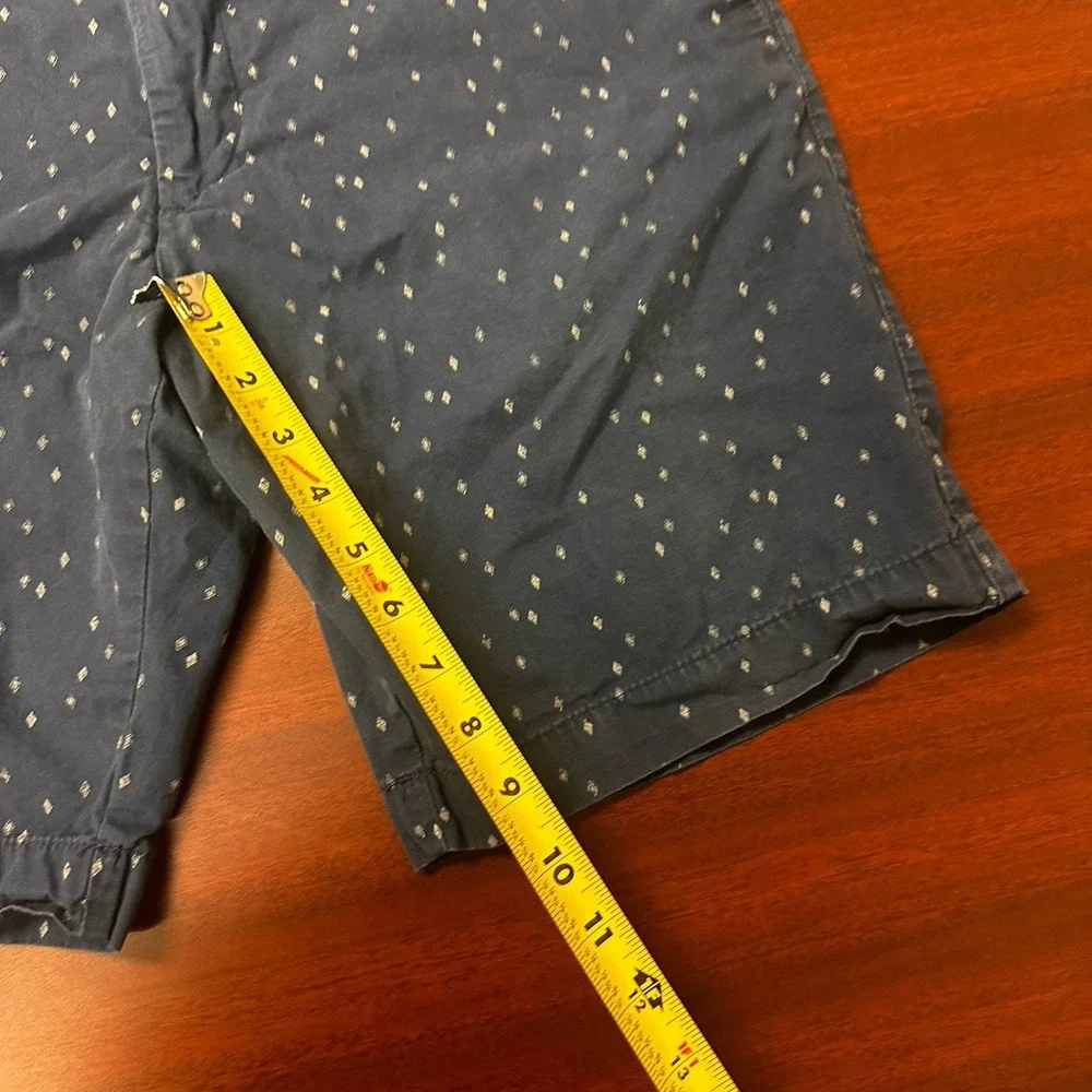 Banana Republic Shorts Mens Sz 33 All Over Print Cotton Aztec Geometric Summer
